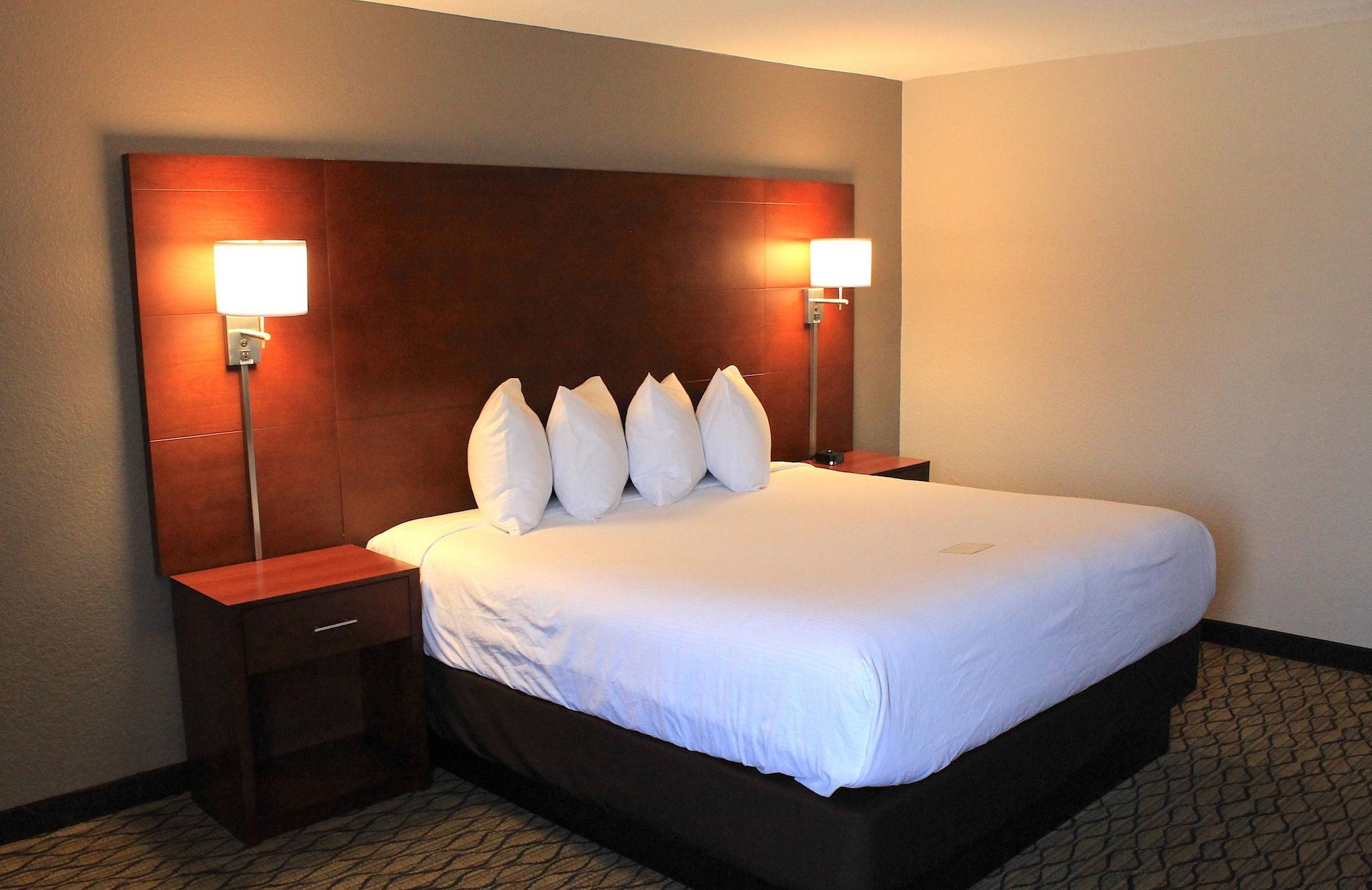 Wyndham Garden Fort Wayne Ngoại thất bức ảnh