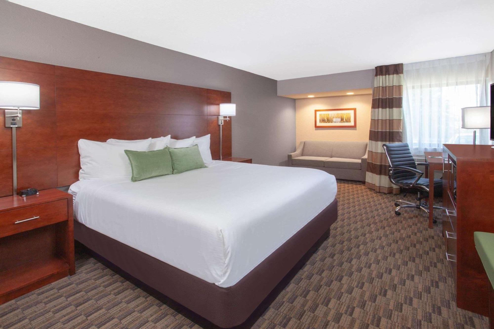 Wyndham Garden Fort Wayne Ngoại thất bức ảnh
