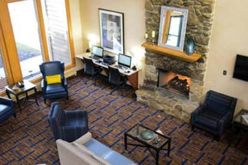 Wyndham Garden Fort Wayne Ngoại thất bức ảnh