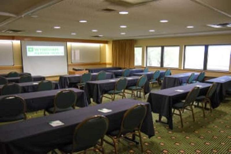 Wyndham Garden Fort Wayne Ngoại thất bức ảnh